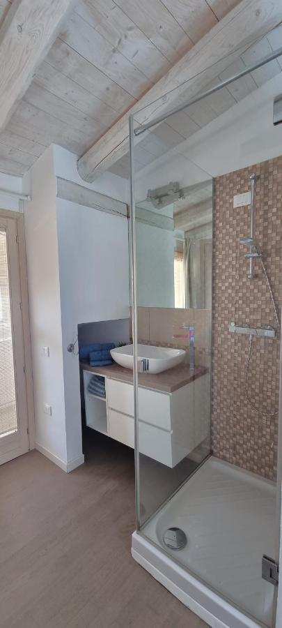 La Piccola Goccia Desenzano-Goccia Di Lago Desenzano del Garda Kültér fotó